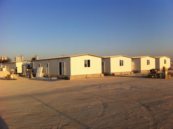 کمپ پرسنلی با سازه پیچ و مهره ایی (پیچ مخفی )